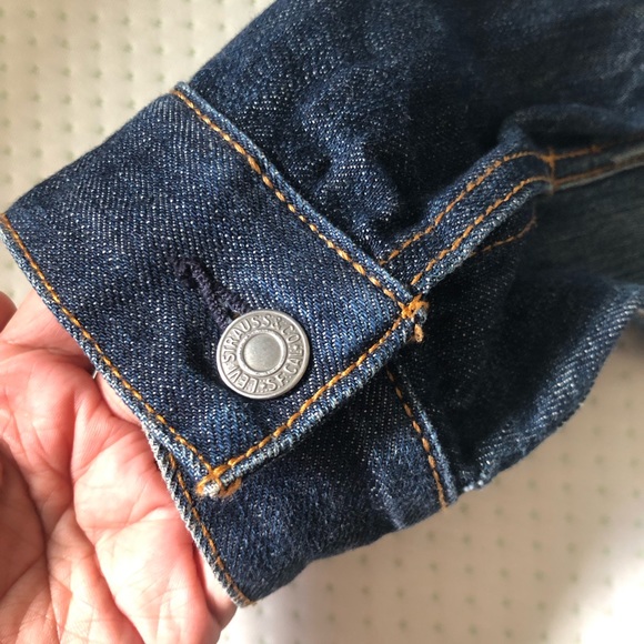 LEVI’S Denim Jacket - Picture 5 of 9